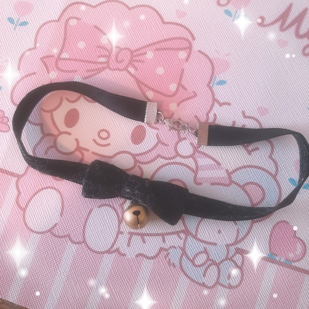💗Black velvet choker with bell💗